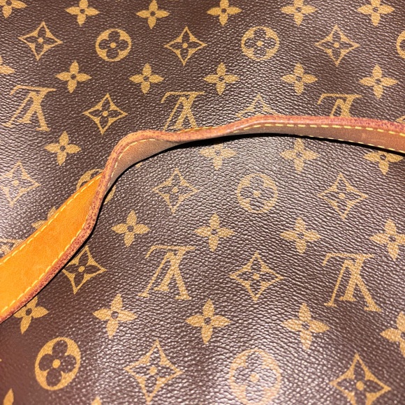 Louis Vuitton Brown Monogram Shoulder Bag - Picture 9 of 13